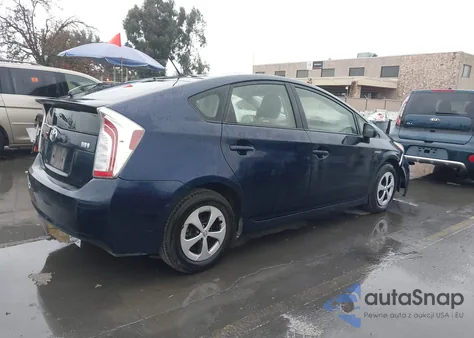 2015 Toyota Prius Two z USA, uszkodzony, nr VIN JTDKN3DU4F0458836